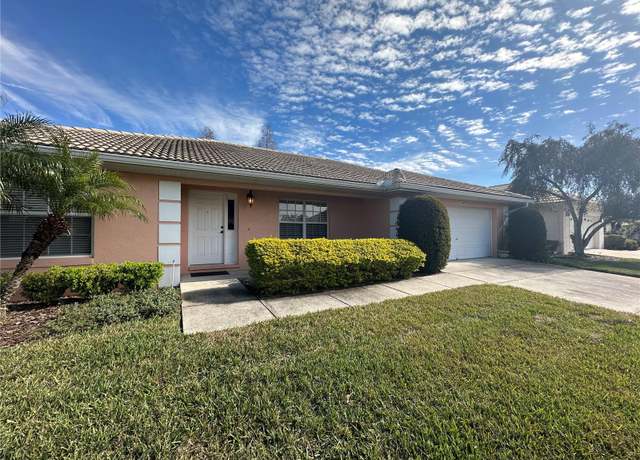 Property at 137 Harbor Way, Auburndale, FL 33823, 3 beds, 2 baths