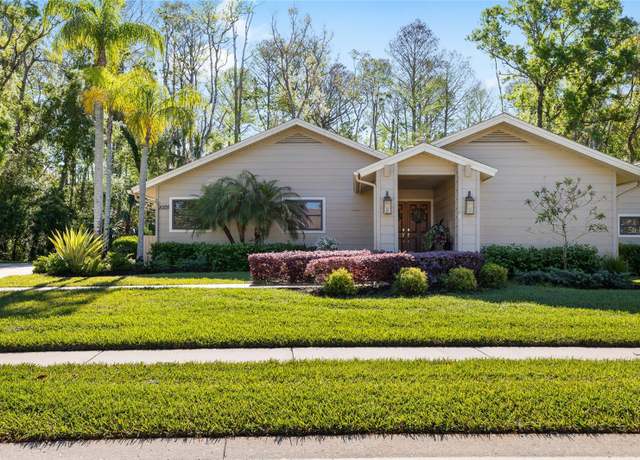 Property at 1025 Royal Troon Ct, Tarpon Springs, FL 34688, 3 beds, 3 baths