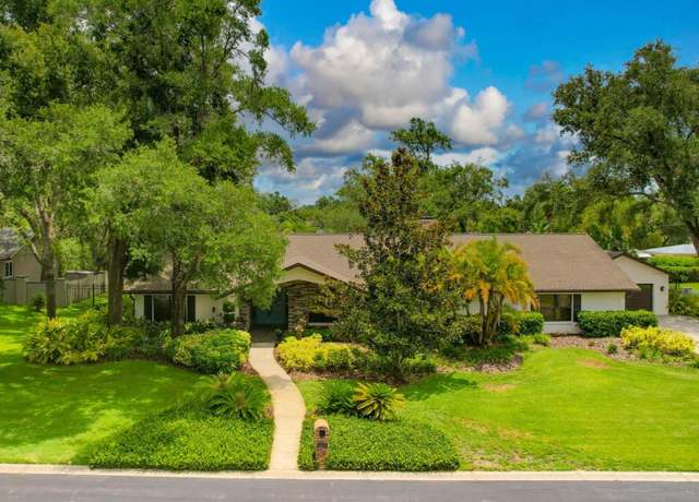 Property at 1007 Morfield Ln, Brandon, FL 33511, 5 beds, 4 baths