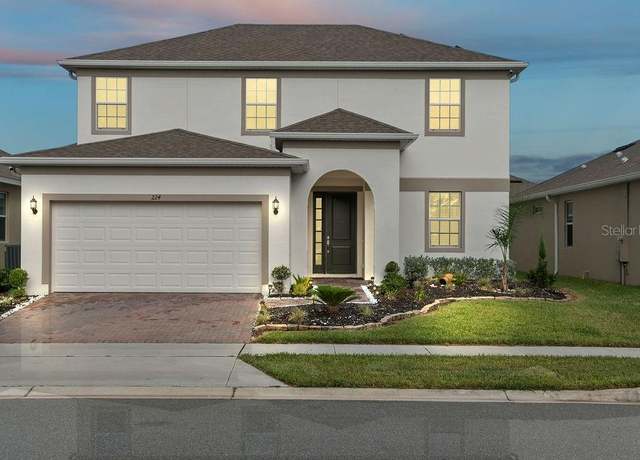 Property at 224 Trinity Ridge Cir, Davenport, FL 33897, 4 beds, 3 baths