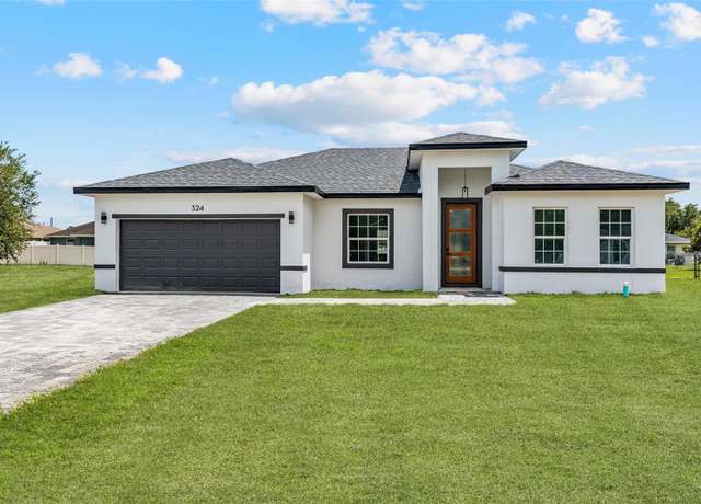 Property at 324 Marion Oaks Trl, Ocala, FL 34473, 4 beds, 2 baths