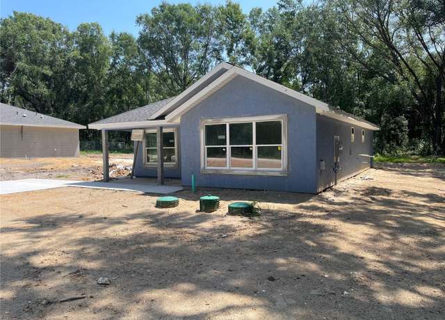 Property at 14319 SE 26th Ter, Summerfield, FL 34491, 2 beds, 2 baths