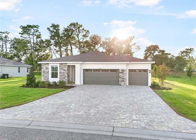 Property at 9127 Players Dr, Weeki Wachee, FL 34613, 4 beds, 2 baths
