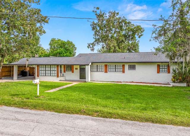 Property at 36908 Center Ave, Dade City, FL 33525, 3 beds, 2 baths