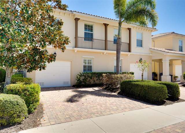 Property at 1749 Burgos Dr, Sarasota, FL 34238, 3 beds, 2.5 baths