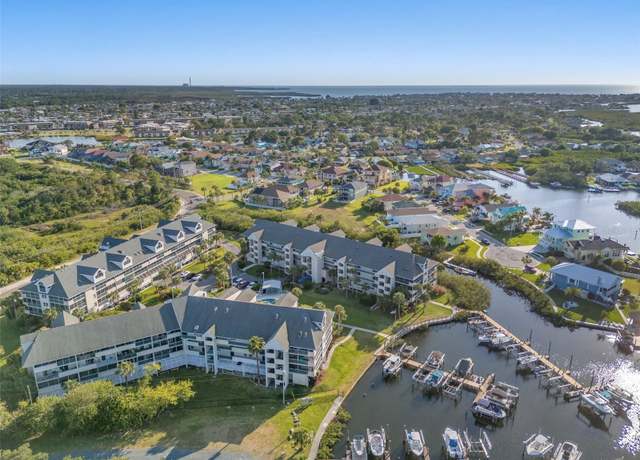 Property at 5537 Sea Forest Dr #304, New Port Richey, FL 34652, 2 beds, 2 baths