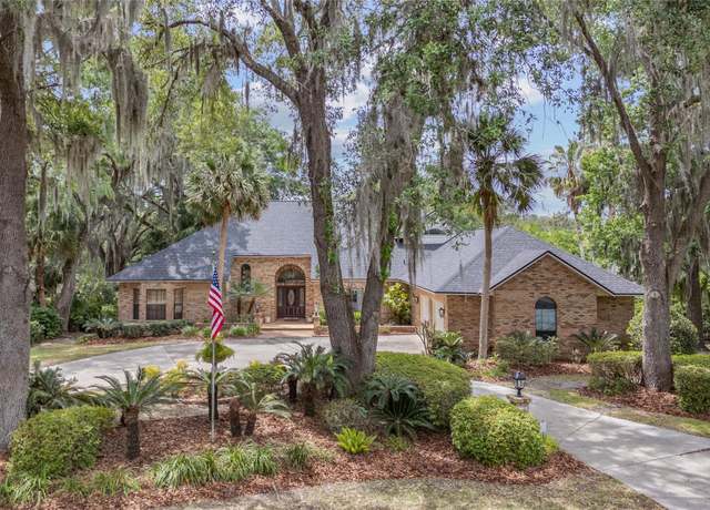 Property at 6520 SW 35th Way, Gainesville, FL 32608, 3 beds, 3.5 baths