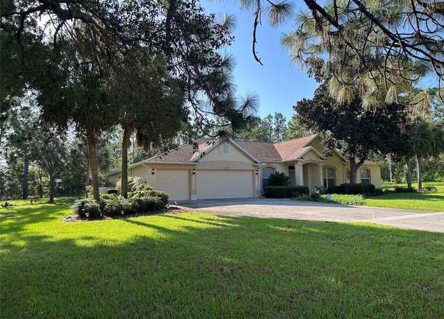 Property at 4690 W Tomahawk Dr, Beverly Hills, FL 34465, 4 beds, 3 baths