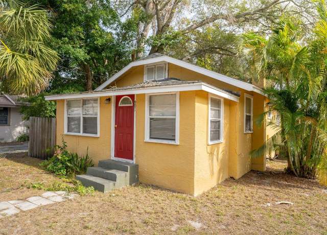 Property at 901 Vine Ave, Clearwater, FL 33755, 5 beds, 2 baths
