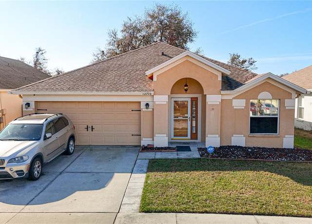 Property at 12710 Early Run Ln, Riverview, FL 33578, 4 beds, 2 baths