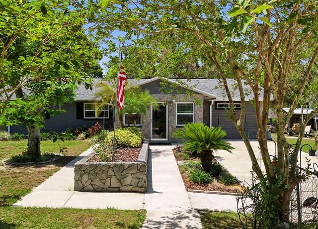 Property at 39252 Kimberly Ave, Zephyrhills, FL 33540, 4 beds, 2.5 baths