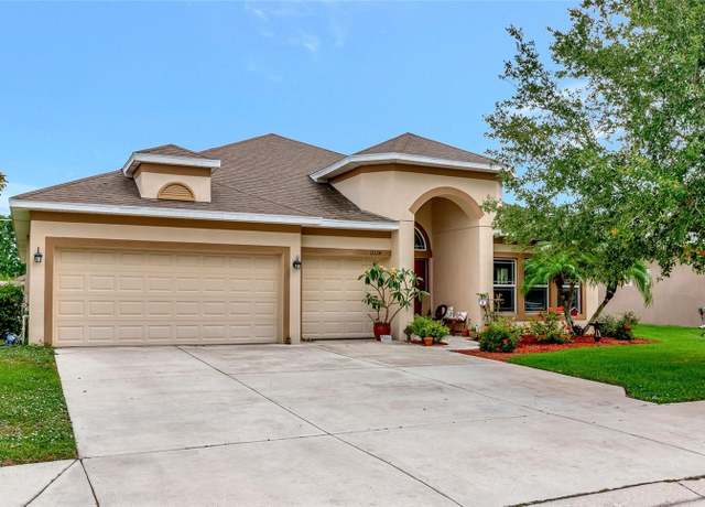 Property at 11324 77th St E, Parrish, FL 34219, 4 beds, 3 baths