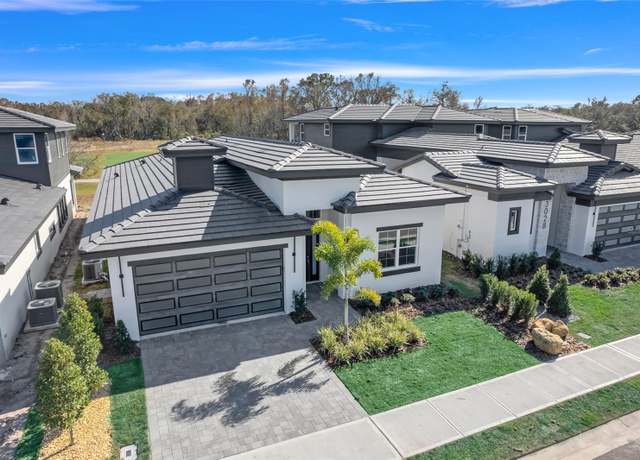 Property at 3032 Kensington Ave, Davenport, FL 33837, 4 beds, 3 baths