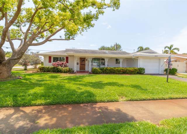 Property at 2854 60th St N, St Petersburg, FL 33710, 3 beds, 2 baths