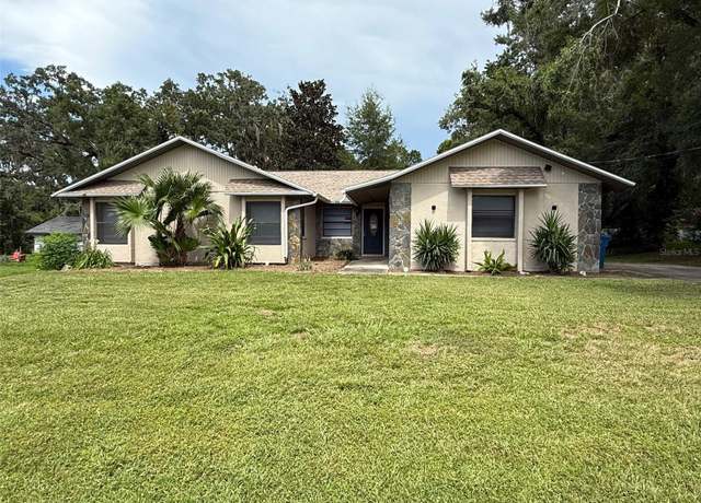 Property at 10190 Thayer St, Brooksville, FL 34601, 5 beds, 4 baths