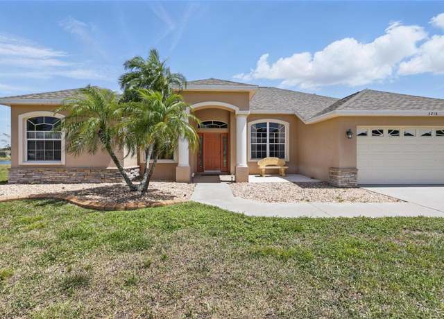 Property at 3218 45th Way E, Bradenton, FL 34203, 4 beds, 2 baths