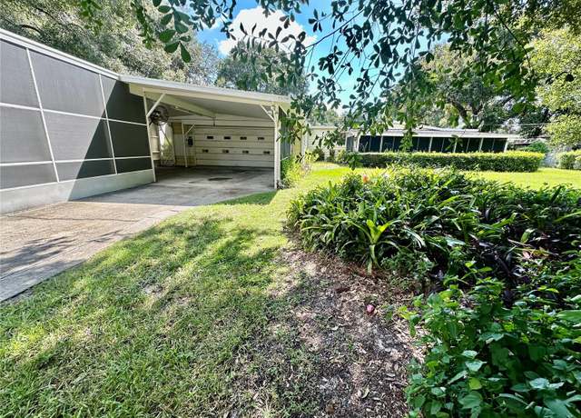 Property at 220 Grove Ridge Dr, Winter Haven, FL 33880, 2 beds, 1 bath