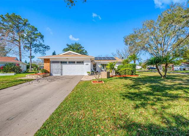 Property at 1024 Brae Ct, Palm Harbor, FL 34684, 2 beds, 2 baths