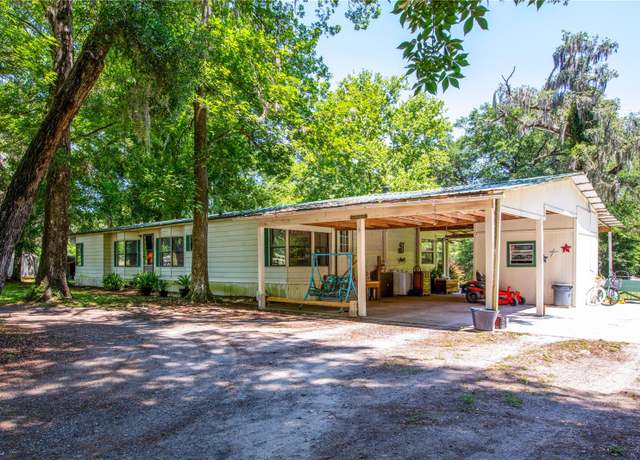 Property at 4104 SW 108th Ct, Lake Butler, FL 32054, 3 beds, 2 baths