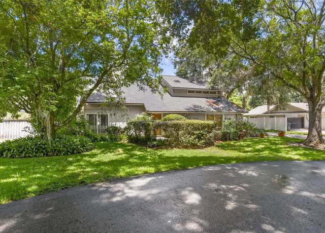 Property at 4030 Cool Water Ct, Winter Park, FL 32792, 5 beds, 3 baths