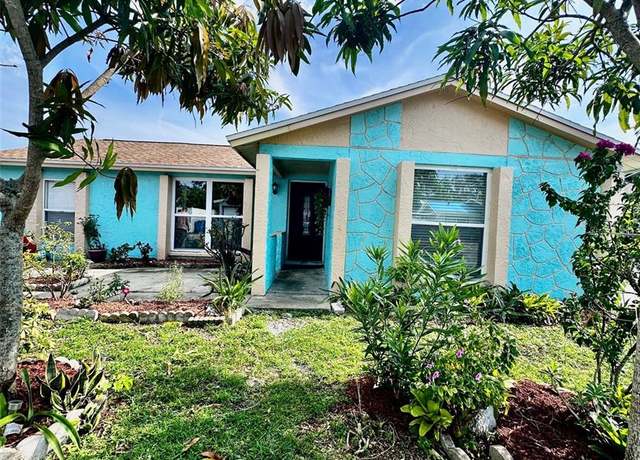 Property at 10116 Wheatley Hills Ct, Tampa, FL 33615, 5 beds, 4 baths