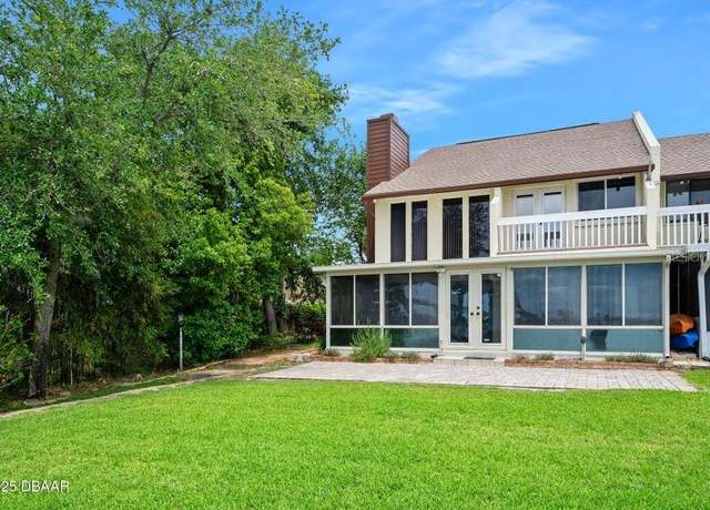Property at 437 N Halifax Ave #9, Daytona Beach, FL 32118, 4 beds, 2.5 baths