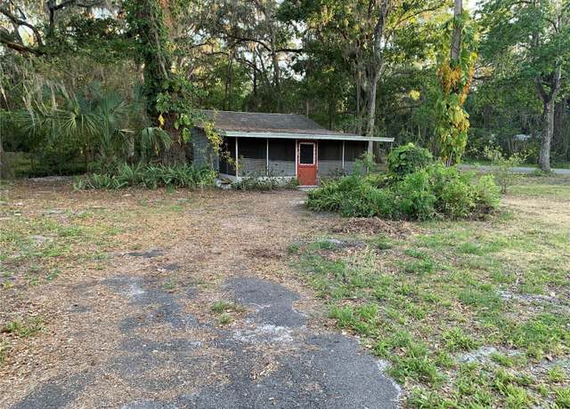 Property at 1910 CR 412, Lake Panasoffkee, FL 33538, 1 bed, 1 bath