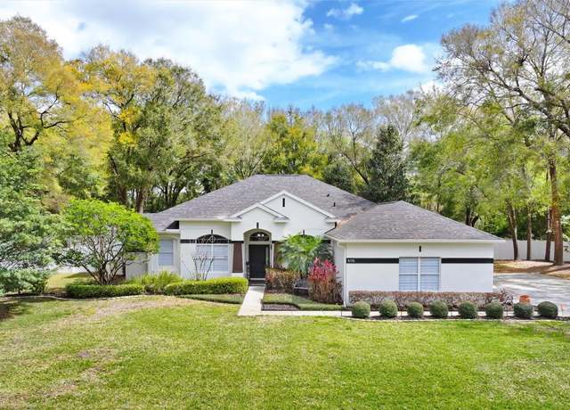 Property at 8176 Emerald Forest Ct, Sanford, FL 32771, 4 beds, 3 baths