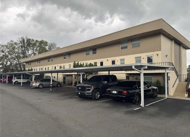 Property at 400 E Orlando Ave Unit 10 C, Ocoee, FL 34761, 2 beds, 2.5 baths
