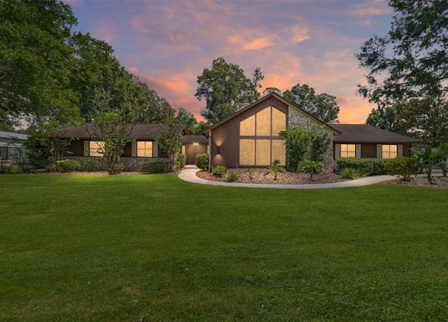 Property at 165 NE 55th Ave, Ocala, FL 34470, 4 beds, 2.5 baths