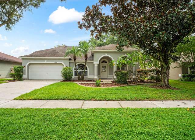 Property at 3011 Folklore Dr, Valrico, FL 33596, 4 beds, 2 baths