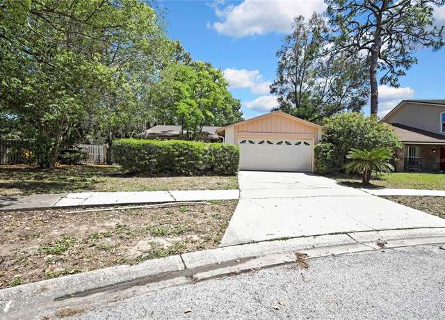 Property at 14615 Daybreak Dr, Lutz, FL 33559, 3 beds, 2 baths