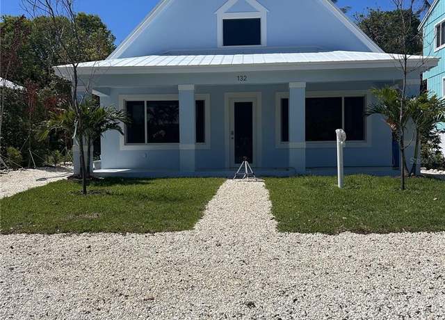 Property at 132 Riviera Dr, Tavernier, FL 33070, 4 beds, 3 baths