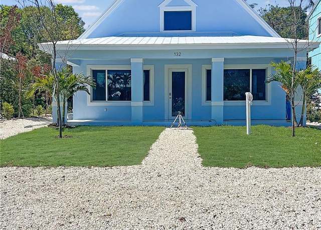 Property at 132 Riviera Dr, Tavernier, FL 33070, 4 beds, 3 baths