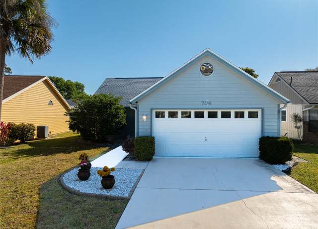 Property at 704 Sky Tree Ct, New Smyrna Beach, FL 32168, 2 beds, 2 baths