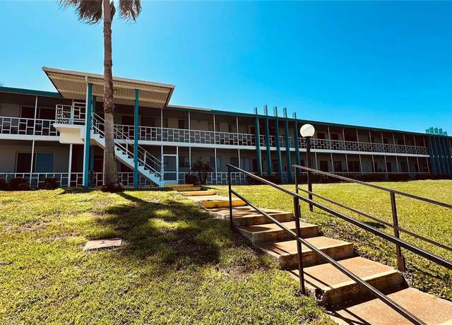 Property at 1600 W Lake Parker Dr Unit C24, Lakeland, FL 33805, 2 beds, 1 bath