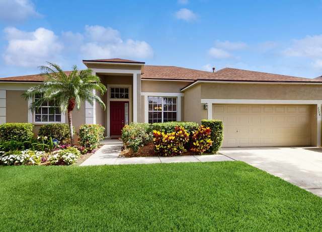 Property at 2728 Abbey Grove Dr, Valrico, FL 33594, 4 beds, 3 baths