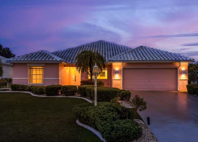 Property at 2236 Platinum Dr, Sun City Center, FL 33573, 3 beds, 2.5 baths