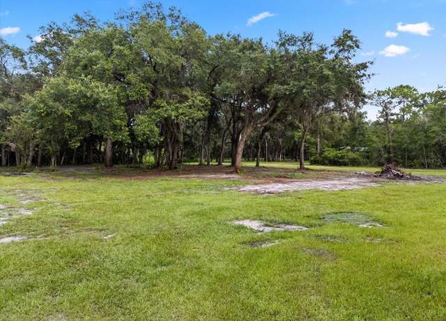 Property at 1275 Arapaho Trl, Geneva, FL 32732