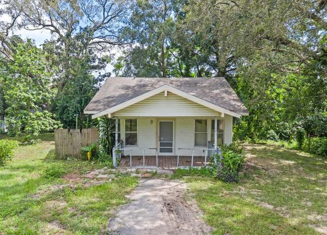 Property at 102 E 19th St, Apopka, FL 32703, 2 beds, 1 bath