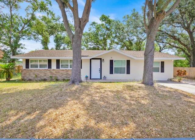 Property at 2415 Sutton Rd, Lakeland, FL 33810, 3 beds, 2 baths