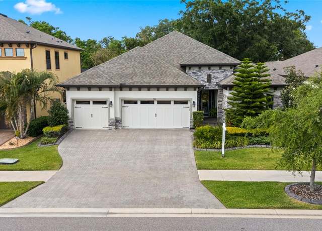 Property at 922 Grand Cresta Ave, Brandon, FL 33511, 4 beds, 4 baths