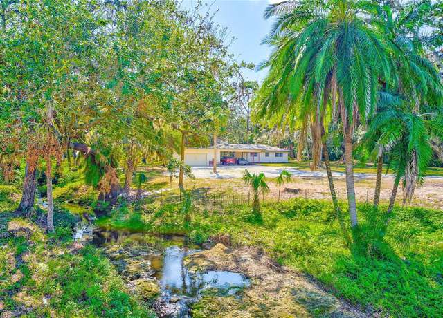 Property at 13450 Wilcox Rd, Largo, FL 33774, 4 beds, 3 baths