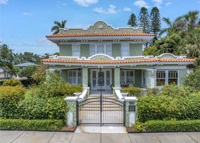 Property at 1311 Beach Dr NE, St Petersburg, FL 33701, 4 beds, 3.5 baths