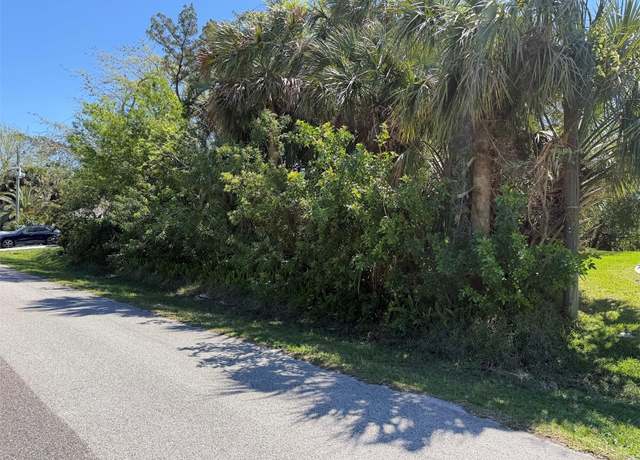 Property at 25 Cherokee Ct W, Palm Coast, FL 32137