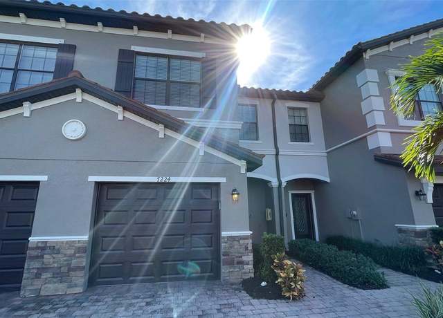 Property at 7224 Ketch Pl, Bradenton, FL 34212, 3 beds, 2.5 baths
