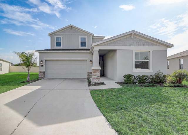 Property at 687 Hitch Loop, St Cloud, FL 34772, 5 beds, 4 baths