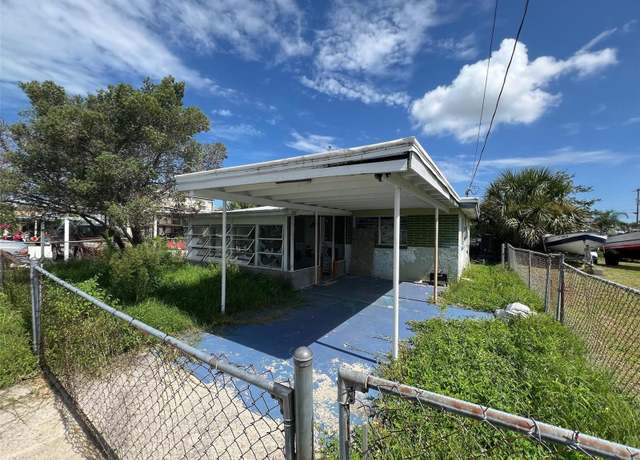 Property at 6419 Lonnie Lee Ln, Hudson, FL 34667, 2 beds, 1.5 baths
