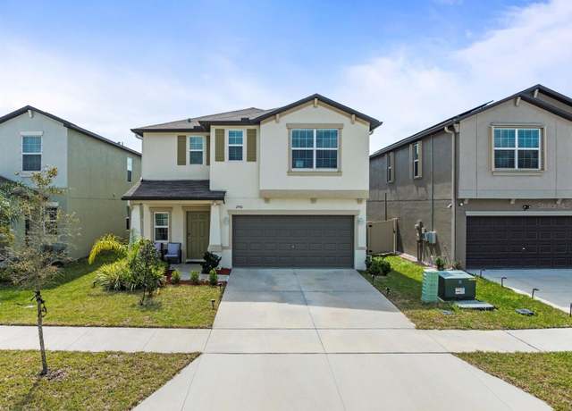 Property at 17950 Beaming Rays Ln, Lutz, FL 33558, 6 beds, 3 baths