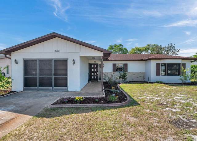 Property at 9010 Bonnet Way, Weeki Wachee, FL 34613, 3 beds, 2 baths